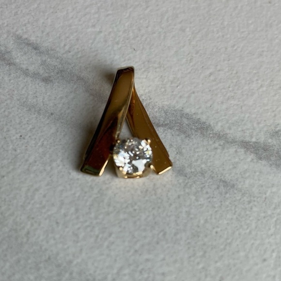 Vintage UTC 925 Sterling Silver CZ Pendant Ribbon Round Cubic Zirconia Sparkly - Picture 9 of 9